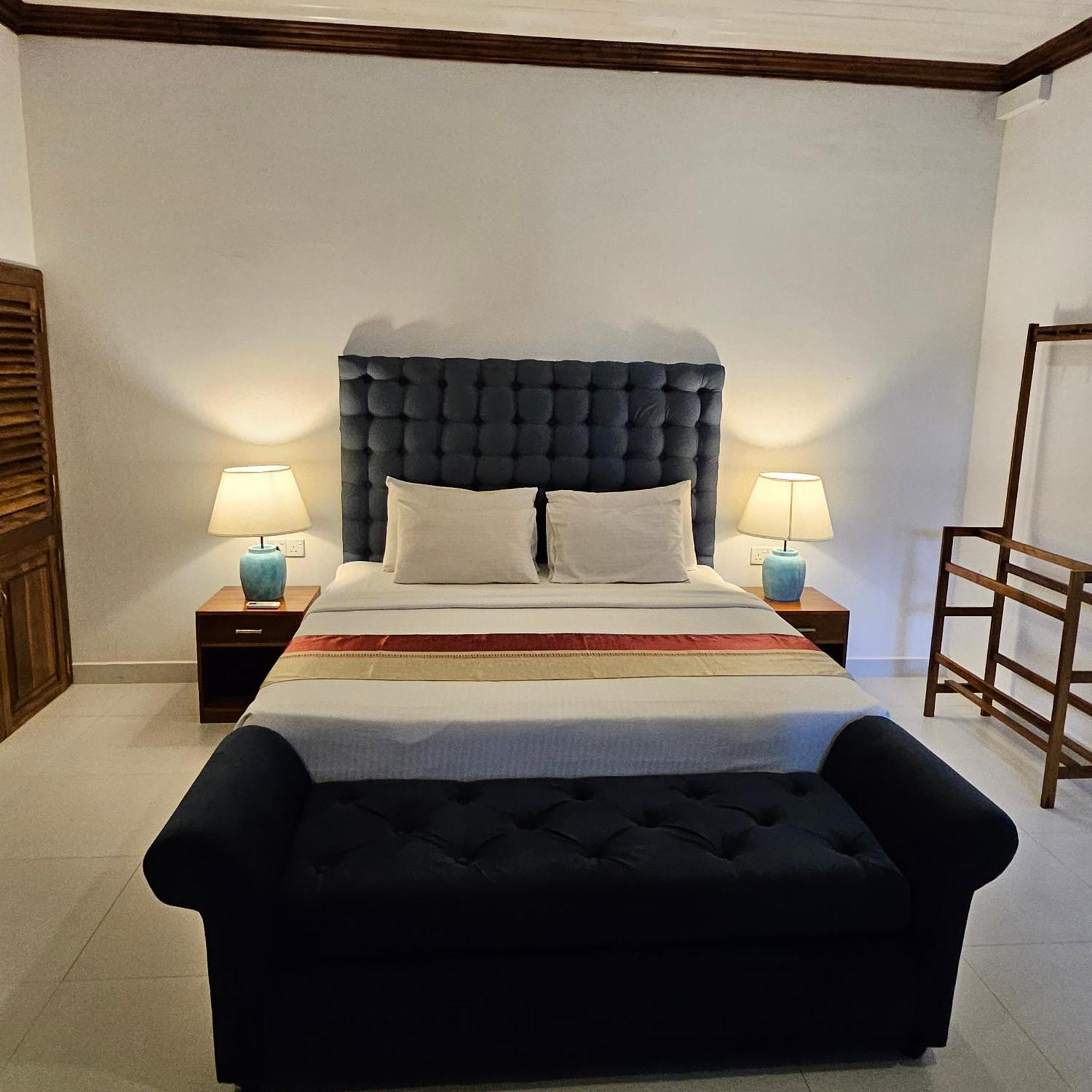 Ella Planters Bungalow Luaran gambar